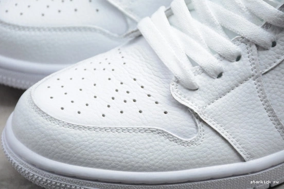 BQ6472-106 Mid BQ6472-106 Red 1 White (W) University Jordan 0101